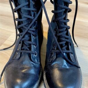 Malibu Black Textured Boots